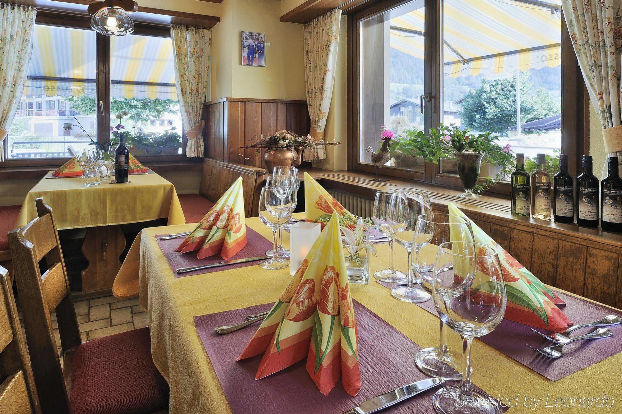 Boutique Und Bier Hotel Des Alpes Fiesch Restaurante foto